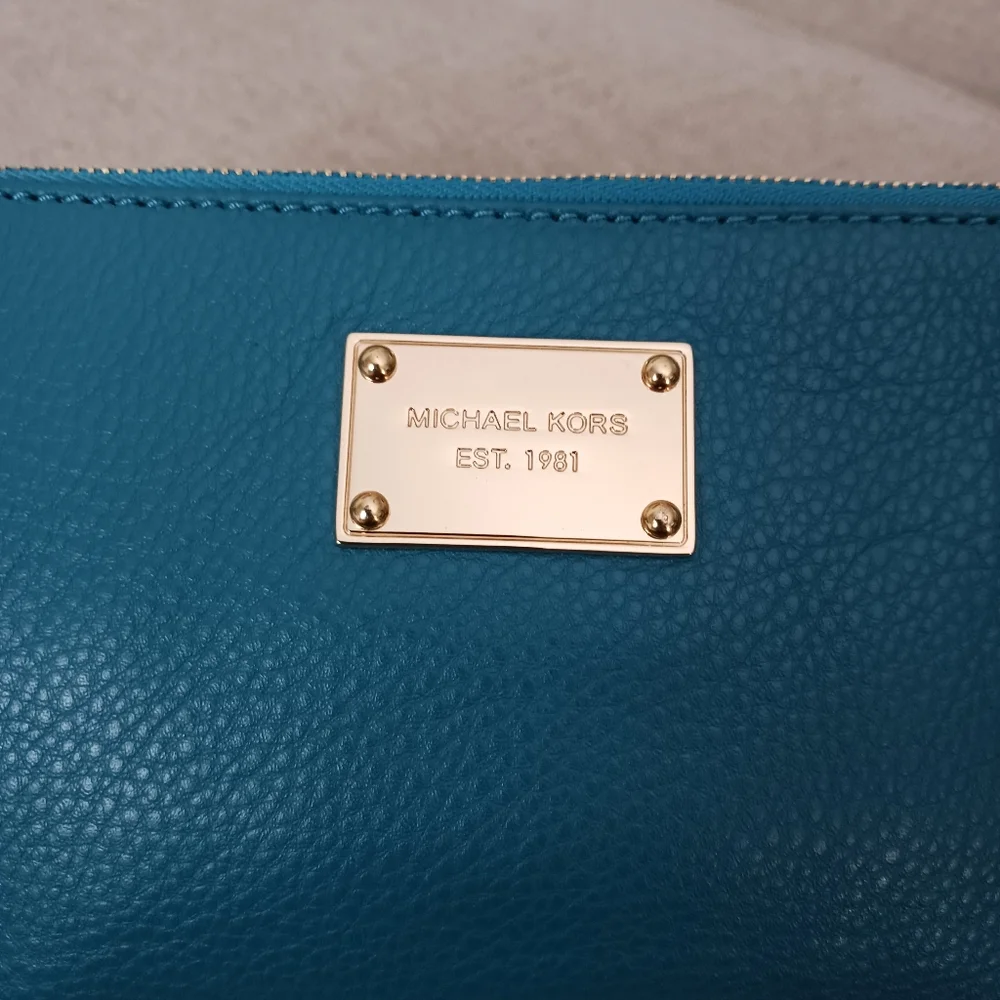 Michael Kors size 10